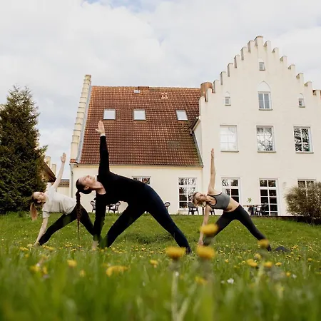 מלון Boutiquehotel Gut Tribbevitz Auf Ruegen