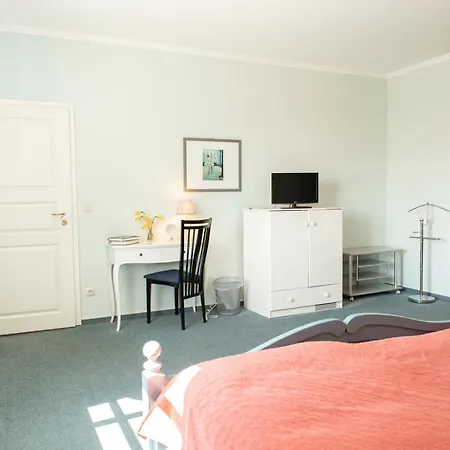 Boutiquehotel Gut Tribbevitz Auf Ruegen 4*