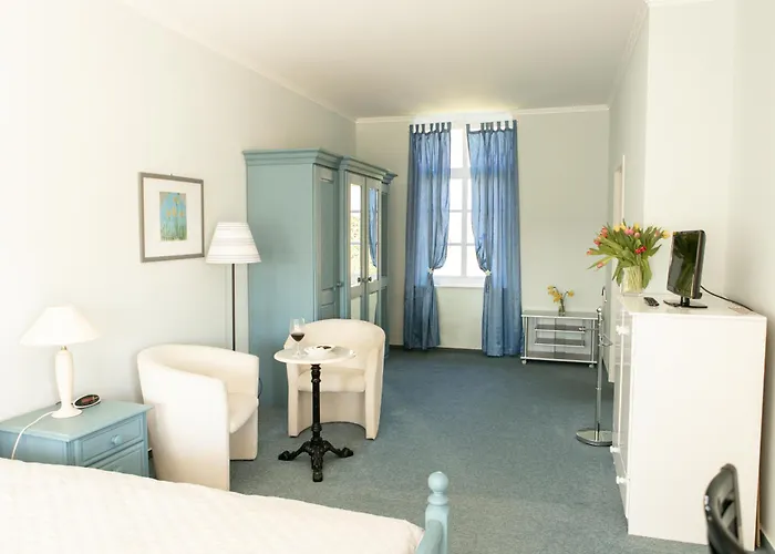 Boutiquehotel Gut Tribbevitz Auf Ruegen Отель 4*